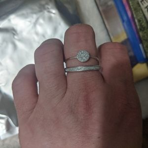 2 white gold rings worn twice for 2 events